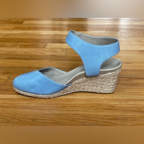 Vionic Loika Leather Cap Toe Espadrille Wedge Size 10 - Picture 5 of 12